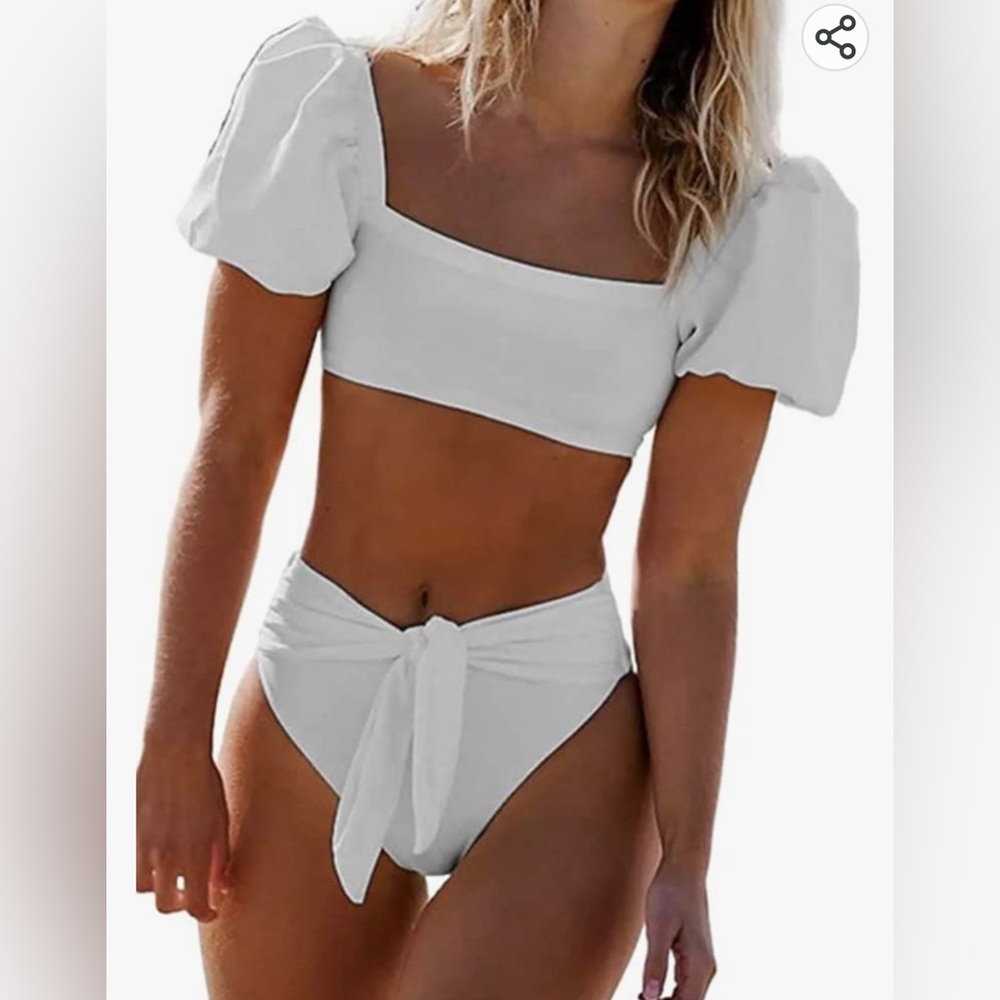 Dokotoo White Bikini